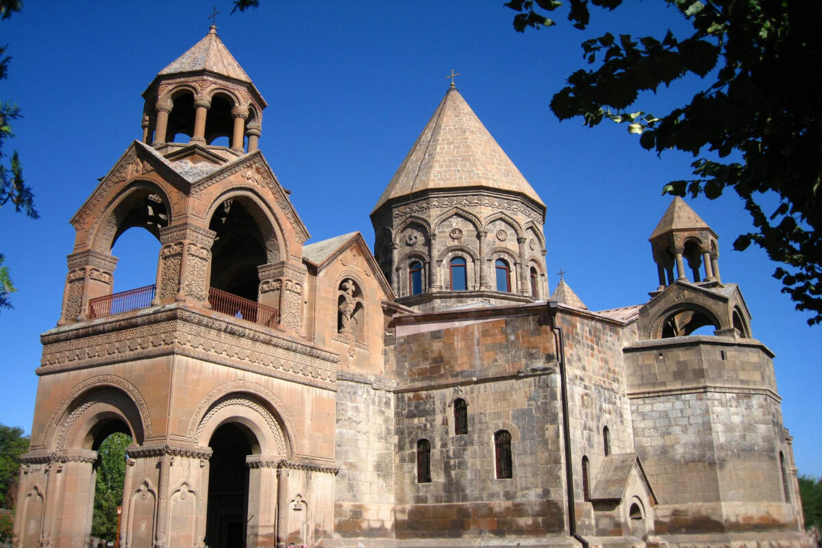 Армянская церковь ответила Пашиняну