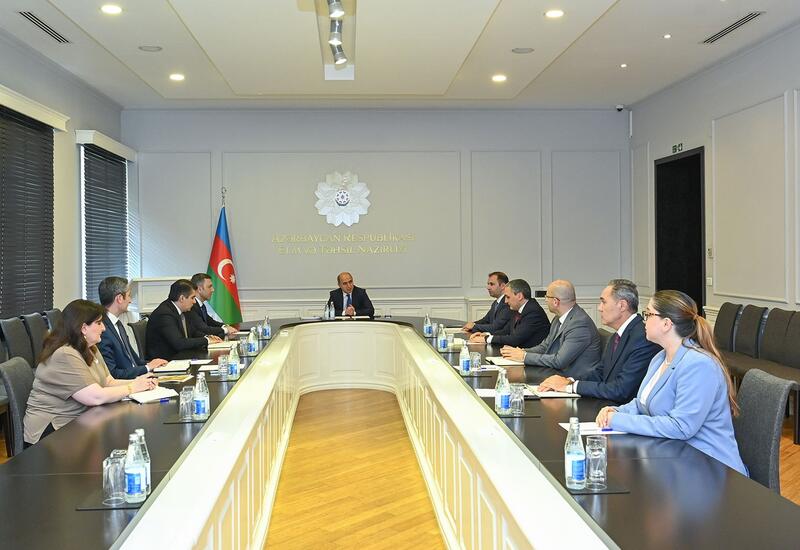 Ректор Карабахского университета представлен коллективу минобразования Азербайджана