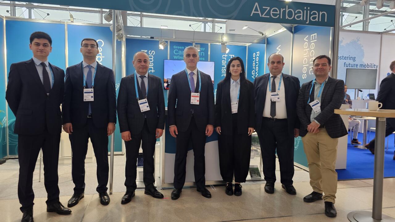 Азербайджанская делегация приняла участие в саммите Международного транспортного форума