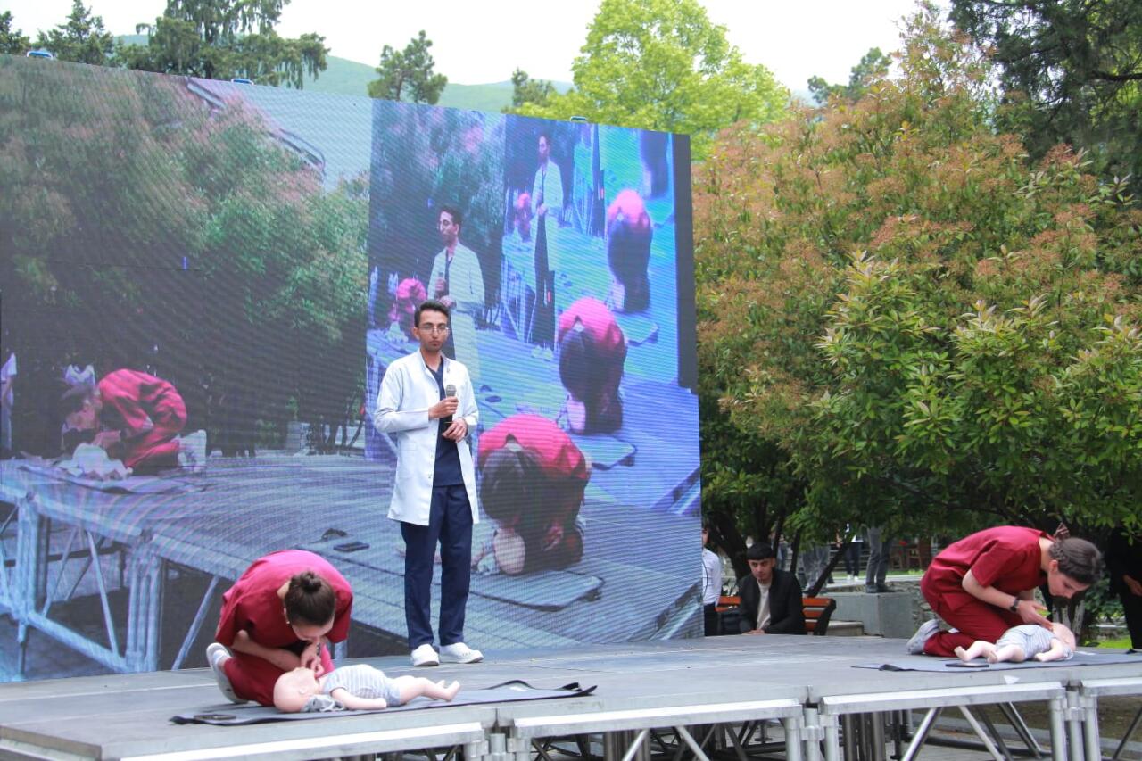 В Шеки организованы просветительская акция и флешмоб