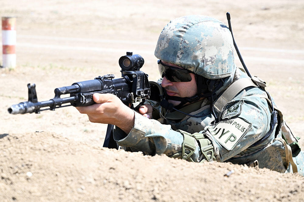 С личным составом Управления военной полиции проведены занятия по боевой подготовке