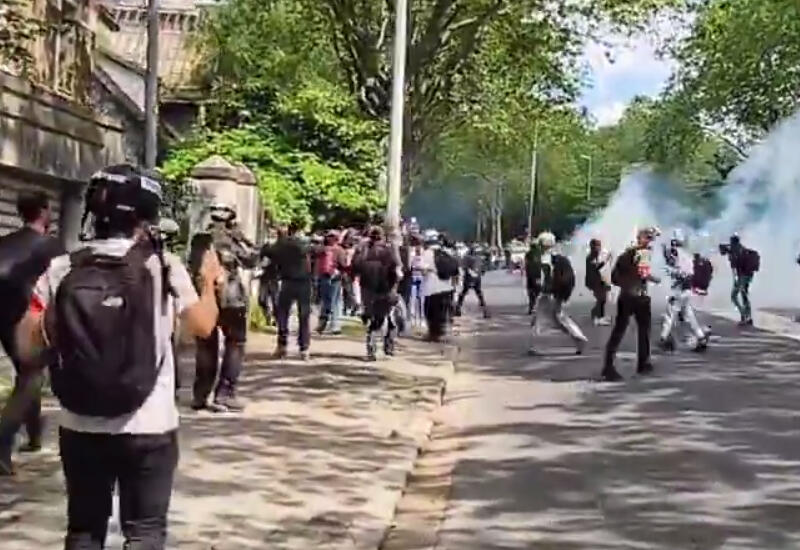 Жестокость полиции во Франции: протестующих разограли силой