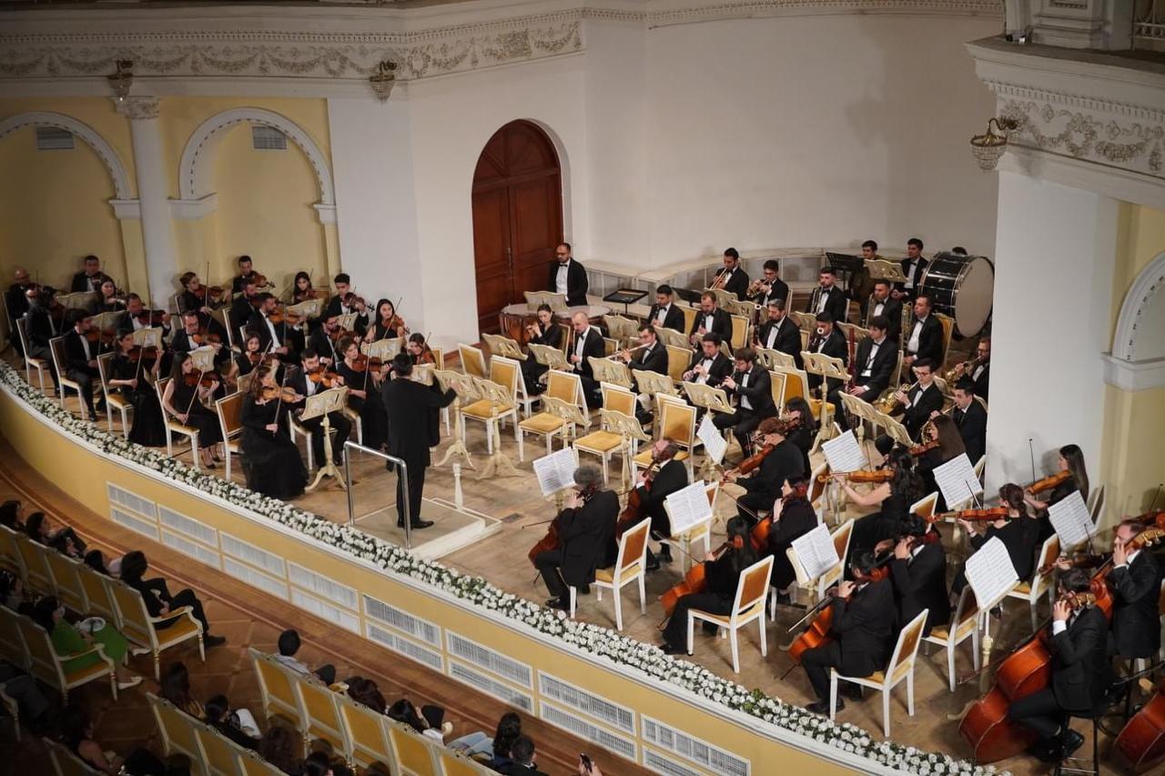 Красиво и талантливо – в Баку прозвучала Симфония №9 Людвига ван Бетховена