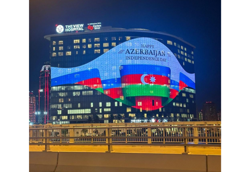 Здания в Дохе подсвечены цветами флага Азербайджана