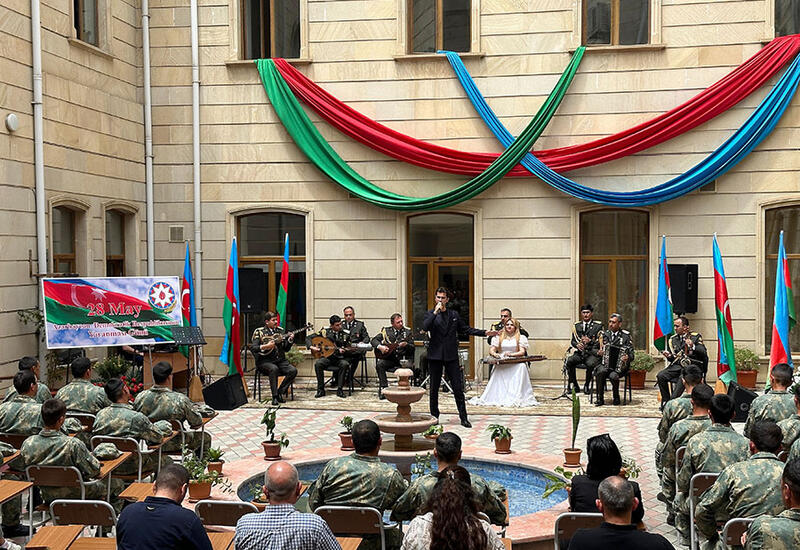 По случаю 28 Мая - Дня независимости в азербайджанской армии состоялся цикл мероприятий