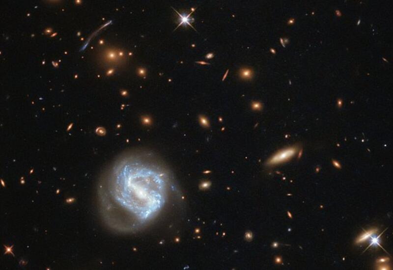 Обнаружен самый массивный суперкластер галактик