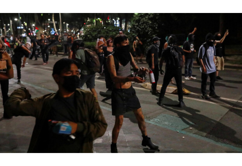 Акция протеста перед посольством Израиля в Мехико переросла в столкновения