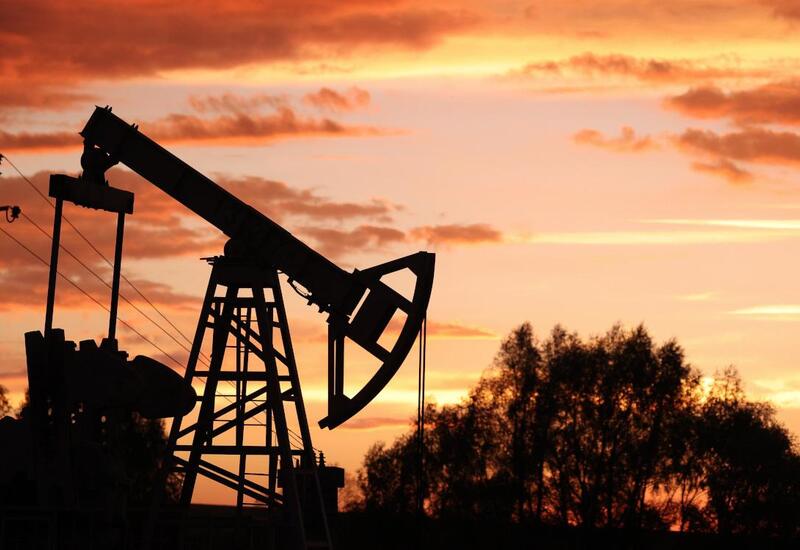 Цена нефти Brent опустилась ниже $80