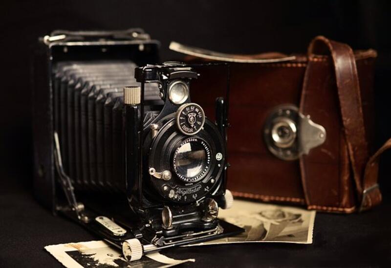 Женщина нашла таинственную пленку на старом фотоаппарате и проявила снимки