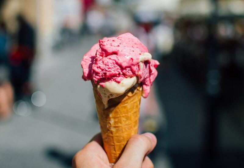 Врач назвал один вид мороженого опасным для здоровья мозга