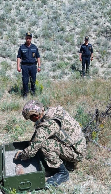 В селе Кенгерлинского района обнаружены 2 неразорвавшихся снаряда