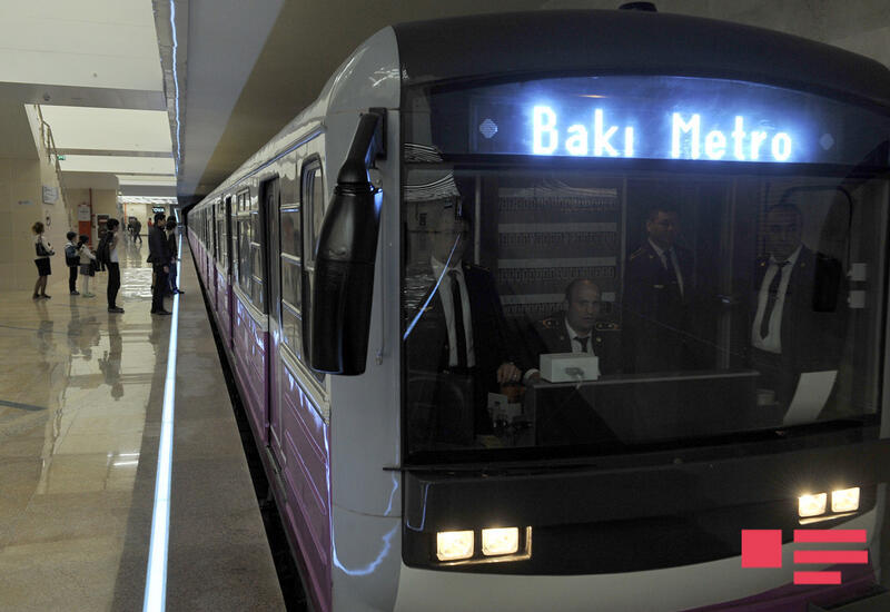 В бакинском метро умер пассажир