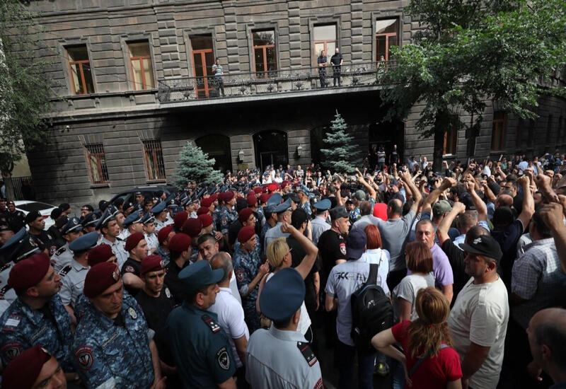 В Ереване протесты продолжатся и сегодня