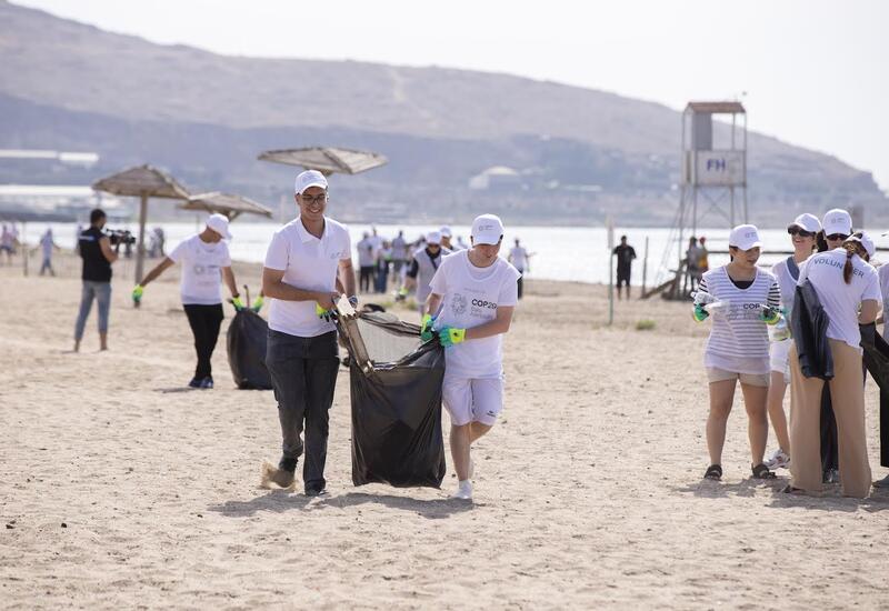 С участием волонтеров COP29 состоялась акция по очистке побережья