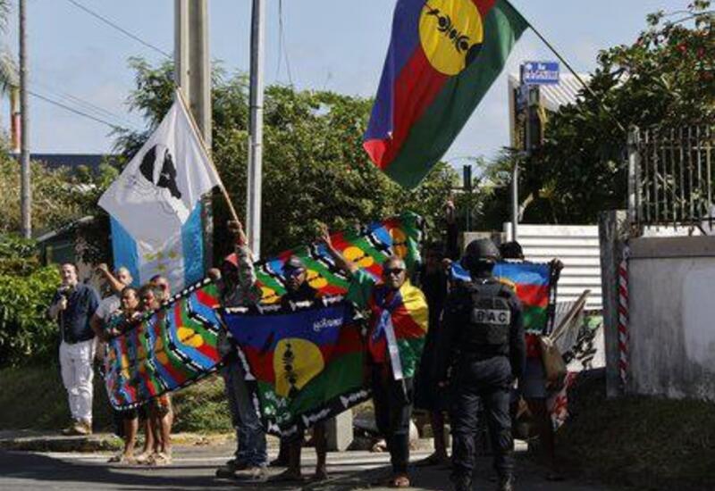 Французская полиция ужесточает карательные меры в Новой Каледонии