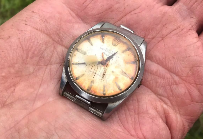 Мужчина вернул себе часы спустя 50 лет
