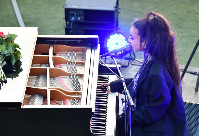 Феномен джаза и поп-романтизма французской исполнительницы Elia на Baku Piano Festival