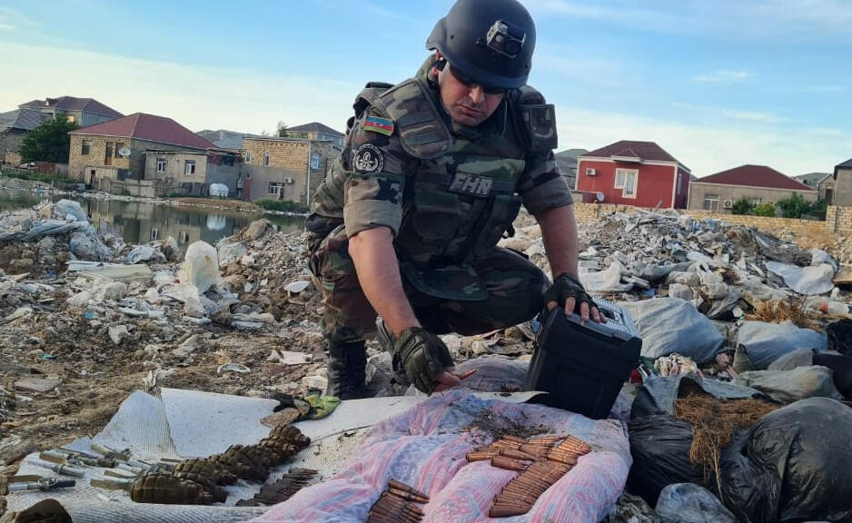 В поселках Абшеронского района обнаружены боеприпасы