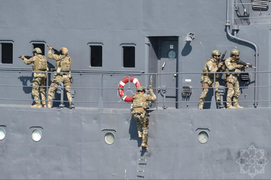 Представители СМИ посетили одну из воинских частей ВМС