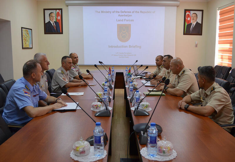 Состоялась встреча военных экспертов Азербайджана и Сербии