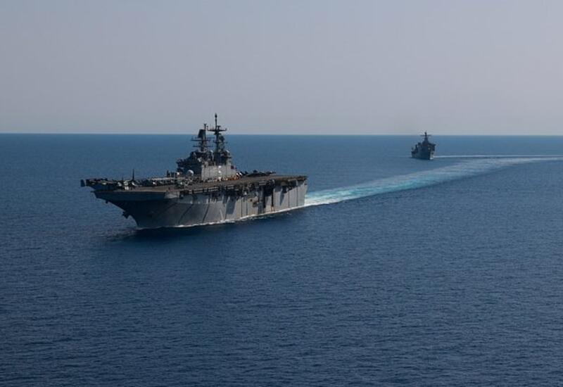 США перебросили десантный корабль к Ливану для сдерживания напряженности