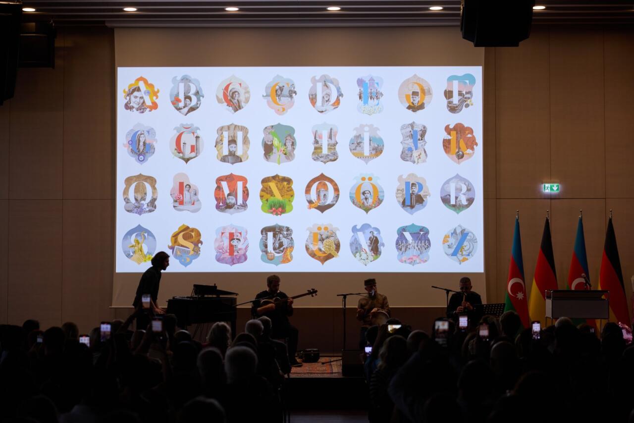В Культурном центре Азербайджана в Берлине состоялась презентация книги "Əlifba. A Cultural Alphabet"