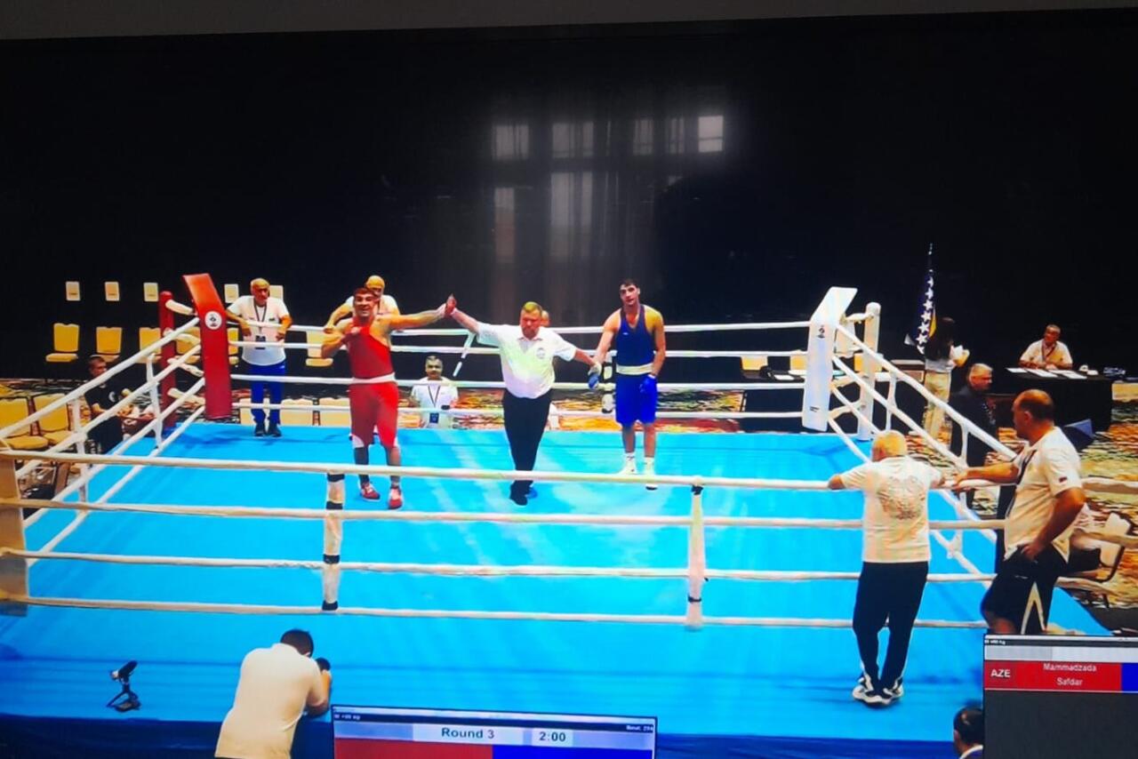 Азербайджанский боксер победил армянина на первенстве Европы и вышел в финал