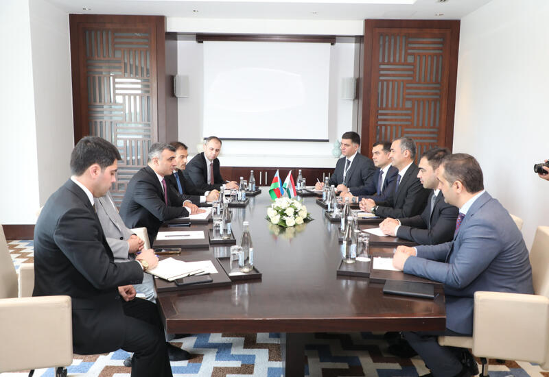 В Душанбе прошла встреча глав центробанков Азербайджана и Таджикистана