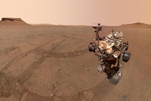 На Марсе обнаружили ежедневную бомбардировку метеоритами