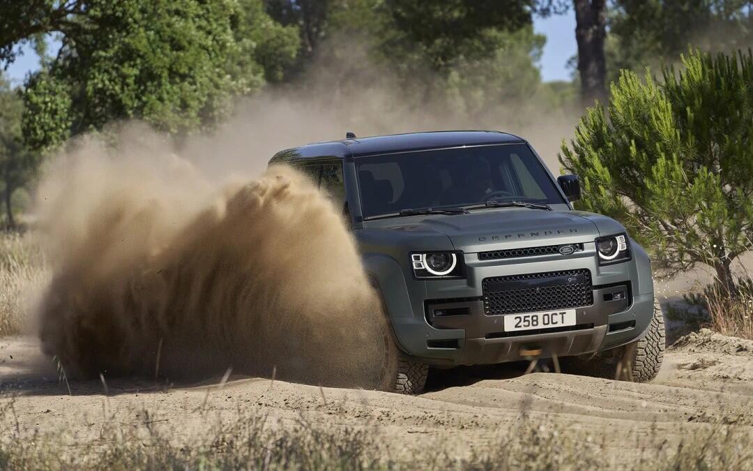 Land Rover представил Defender в новой версии