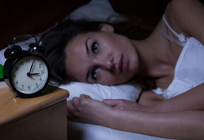 Названы вредные привычки, ухудшающие ночной сон