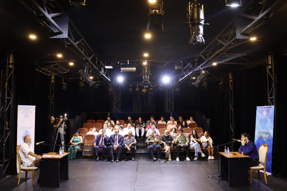 В Баку презентован проект «Театр: от поколения к поколению»