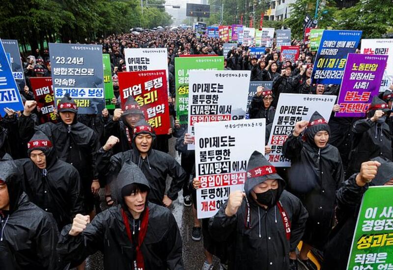 Работники Samsung объявили забастовку
