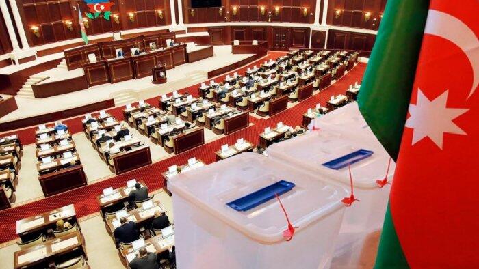 Daha 5 partiyanın parlament seçkilərində səlahiyyətli nümayəndələri qeydə alınıb