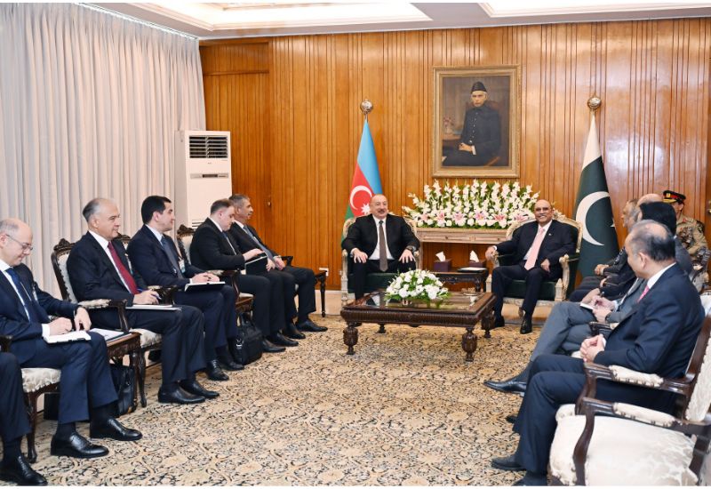 В Исламабаде состоялась встреча Президента Азербайджана Ильхама Алиева и Президента Пакистана Асифа Али Зардари в расширенном составе