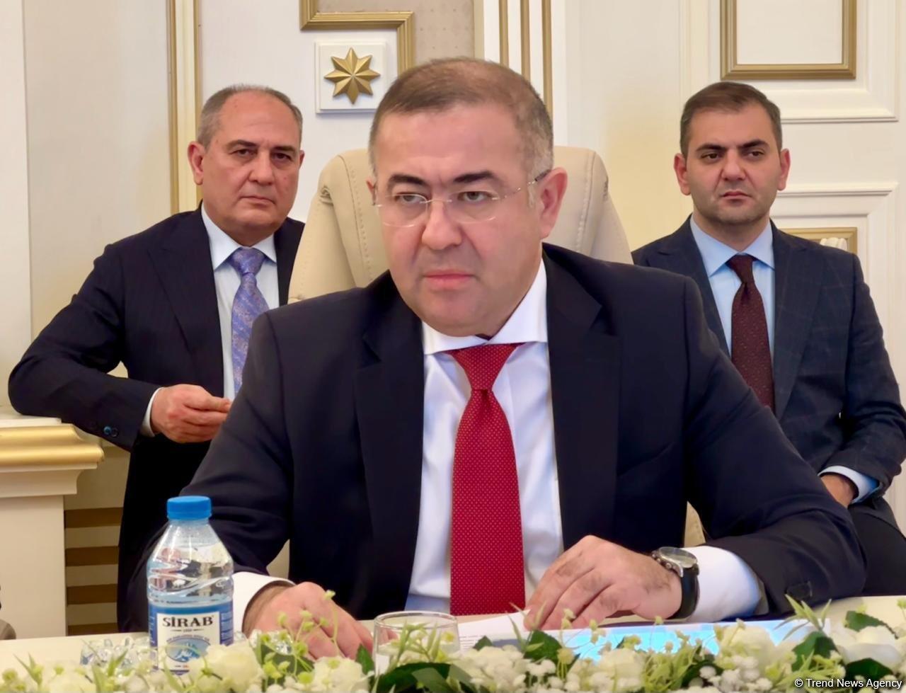 54 медиа-органа обратились в ЦИК Азербайджана по поводу платной агитации в связи с парламентскими выборами