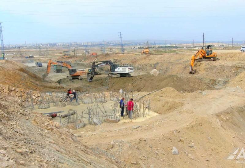 Продолжается интенсивными темпами строительство автодороги Беюкшор-Пиршаги