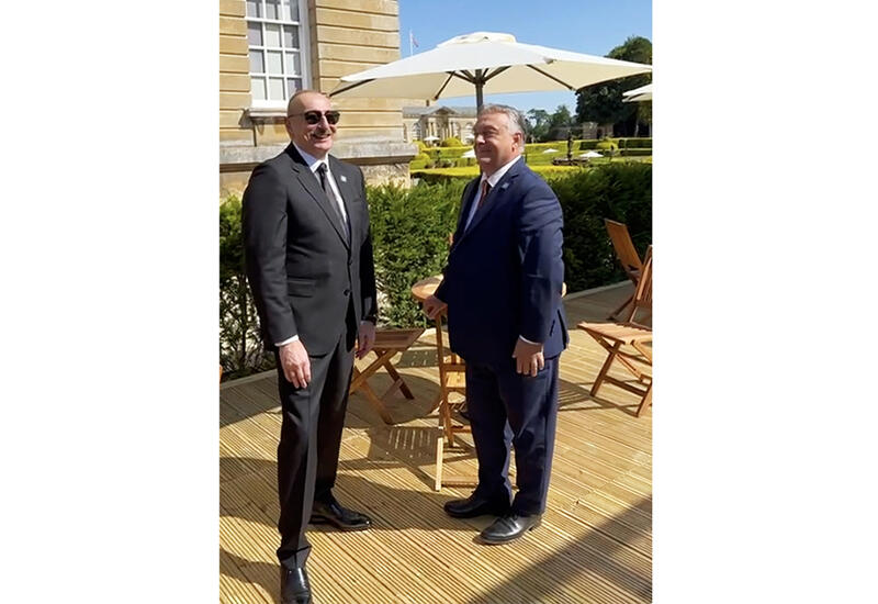 Президент Ильхам Алиев побеседовал с премьер-министром Венгрии Виктором Орбаном