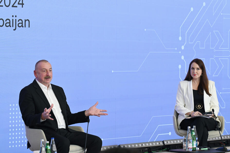 Президент Ильхам Алиев: Многие аспекты, связанные с зеленой энергией, заставляют людей и тех, кто принимает решения, задуматься