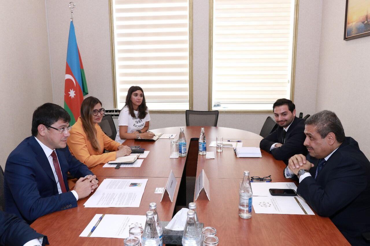 Посол Колумбии в Азербайджане посетил Госкомитет по работе с диаспорой