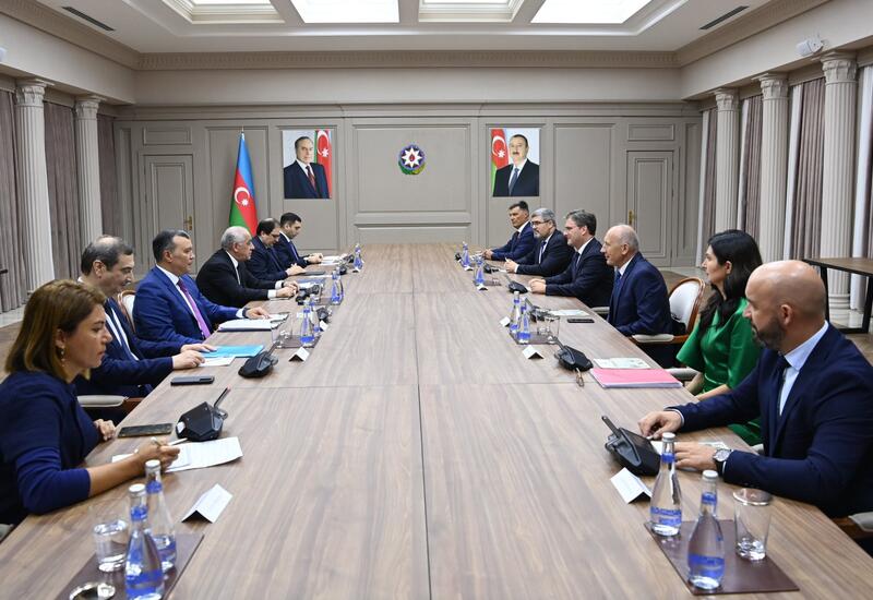 Обсуждены перспективы по увеличению торгового оборота между Азербайджаном и Сербией