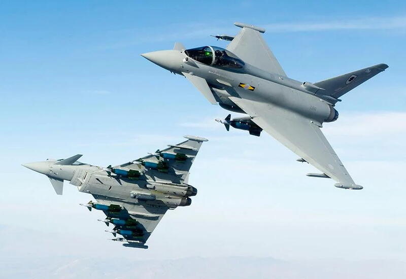 Британия перебросит в Польшу эскадрилью истребителей Eurofighter