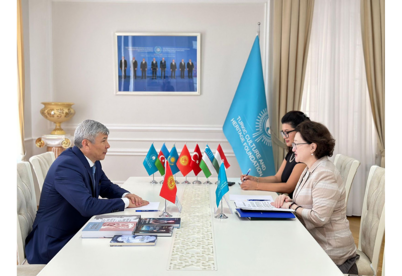 В Азербайджане состоялась встреча президента Фонда тюркской культуры и наследия с послом Кыргызстана