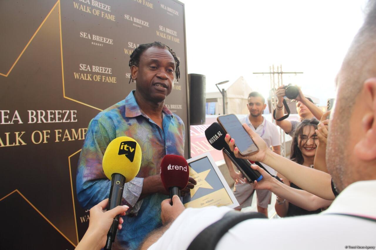 Dr.Alban заложил звезду в Sea Breeze Walk of Fame в Баку