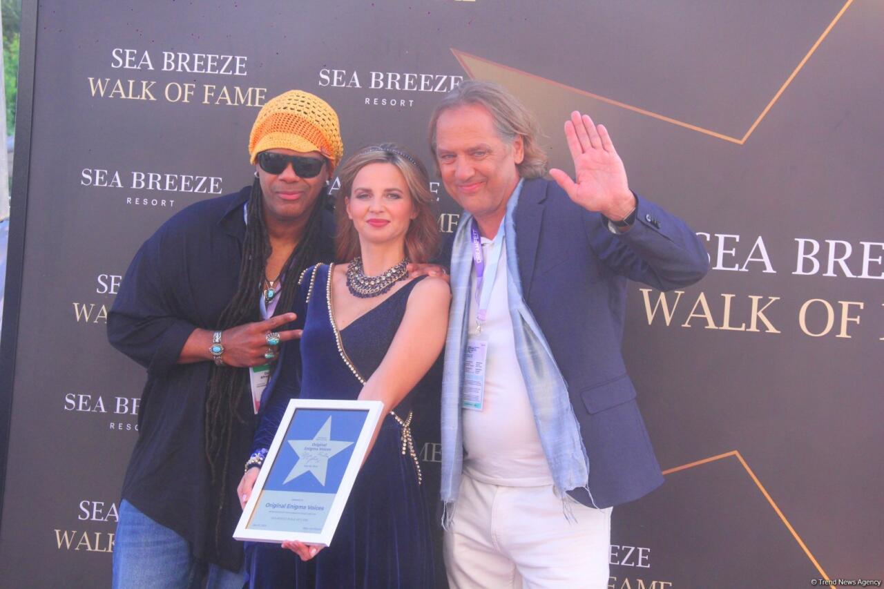 Enigma заложила звезду в Sea Breeze Walk of Fame в Баку