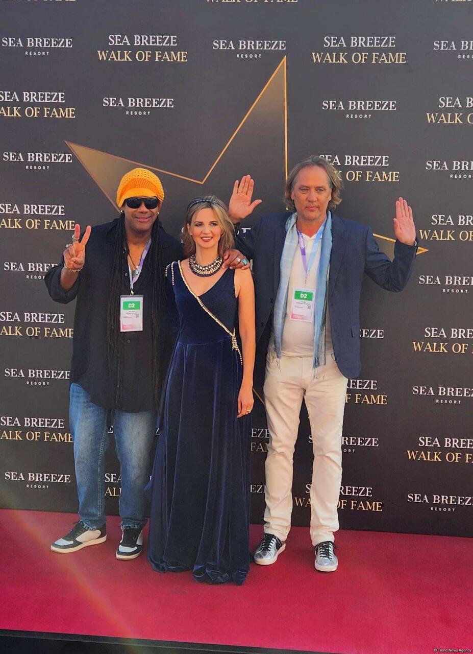 Enigma заложила звезду в Sea Breeze Walk of Fame в Баку