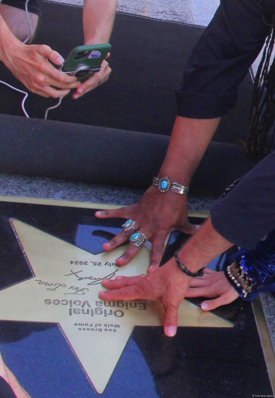 Enigma заложила звезду в Sea Breeze Walk of Fame в Баку