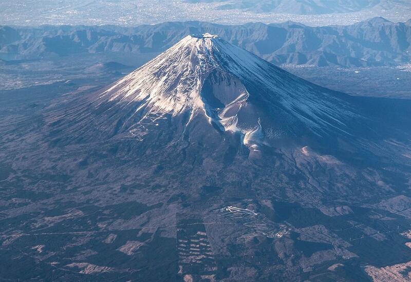 Извержение Фудзи может обрушить на Токио до 490 млн куб. м пепла