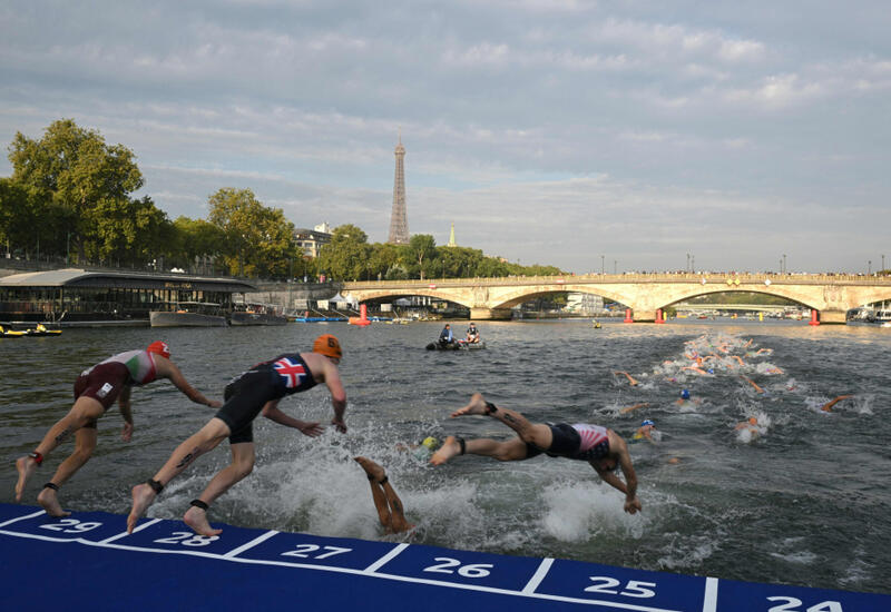 Сена все еще не пригодна для купания во время Олимпиады
