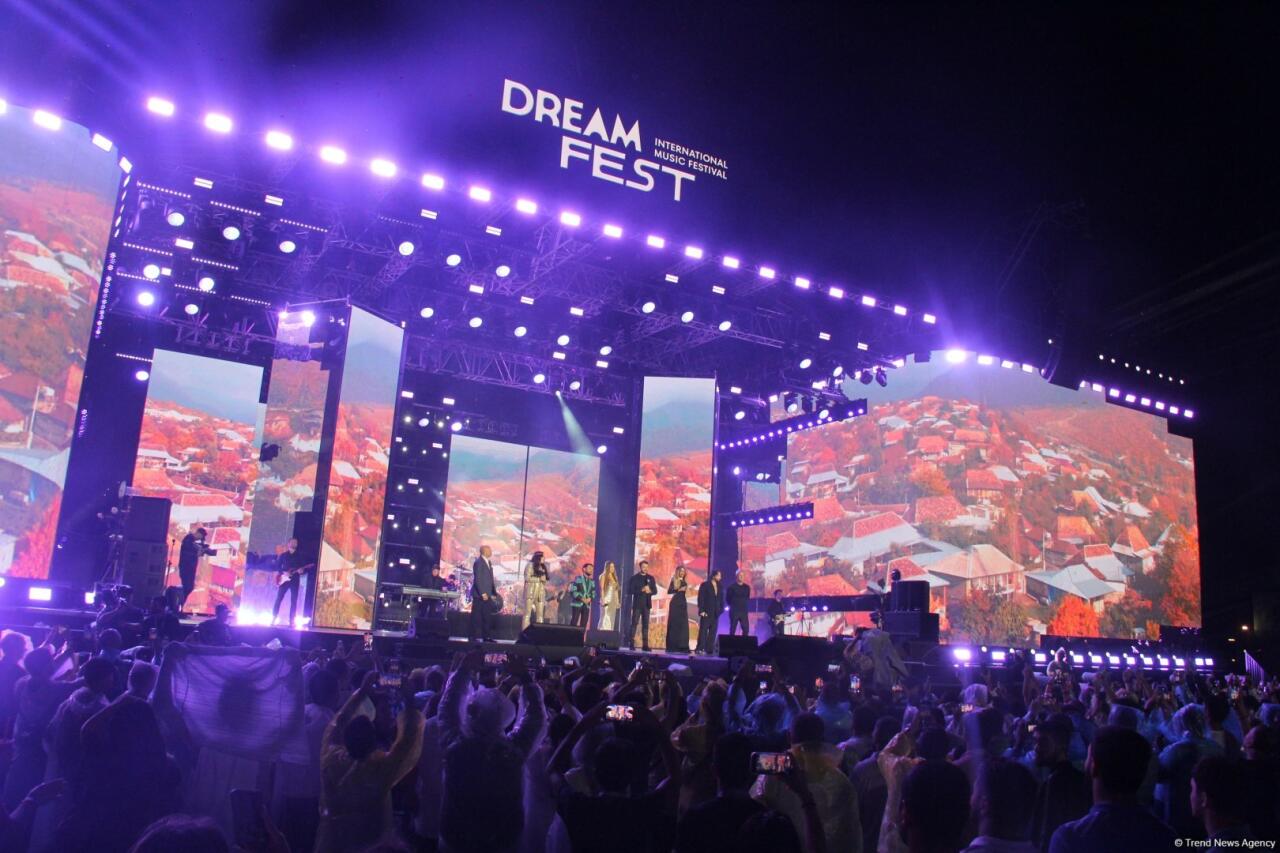 Завершился грандиозный Dream Fest в Баку с участием легендарных артистов и звезд